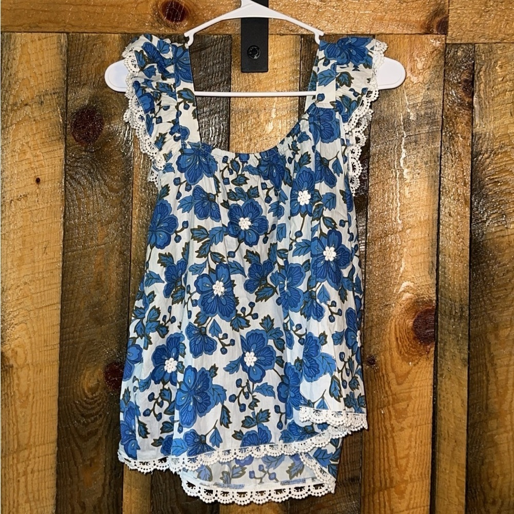 Blue Floral Lace-Trim Tank Top by